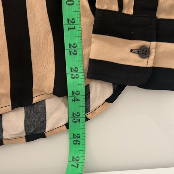 NWOT / Classic-fit cupro-blend shirt in stripe - Picture 5 of 5